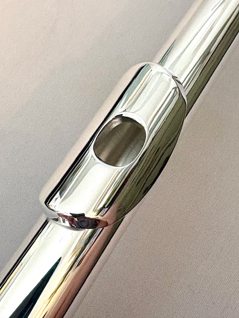 IMG_1184 New Dizhao DZ-301 COF Flute, All Silver Plated, Sterling Silver Lipplate/Riser, Offset G, C Foot, Factory Warranty!