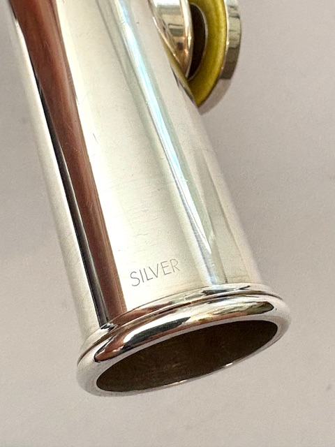 IMG_1501 Yamaha YFL-581 (Current 677) Solid Silver Pro Level Flute, Inline G, Completely Overhauled, Played With Van Morrison Band! One Year Warranty!