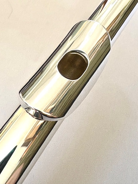 Yamaha YFL-577 HCT Flute, Sterling Silver Hand-cut AM Headjoint, Offset G, Split E Mechanism, C# Trill Key, Warranty!