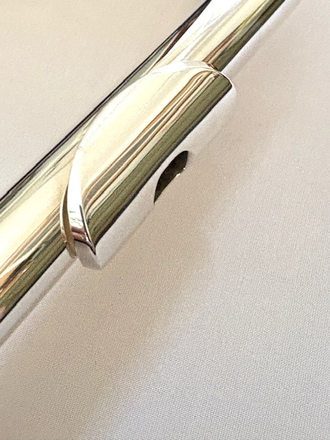 Yamaha YFL-577 HCT Flute, Sterling Silver Hand-cut AM Headjoint, Offset G, Split E Mechanism, C# Trill Key, Warranty!