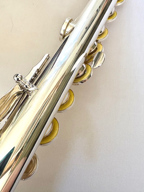 Yamaha YFL-577 HCT Flute, Sterling Silver Hand-cut AM Headjoint, Offset G, Split E Mechanism, C# Trill Key, Warranty!