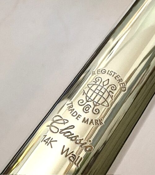 Haynes Q2 Flute, Solid Silver, Offset G, C# Trill,14K Riser Headjoint, High E Facilitator, 1-Year Warranty!