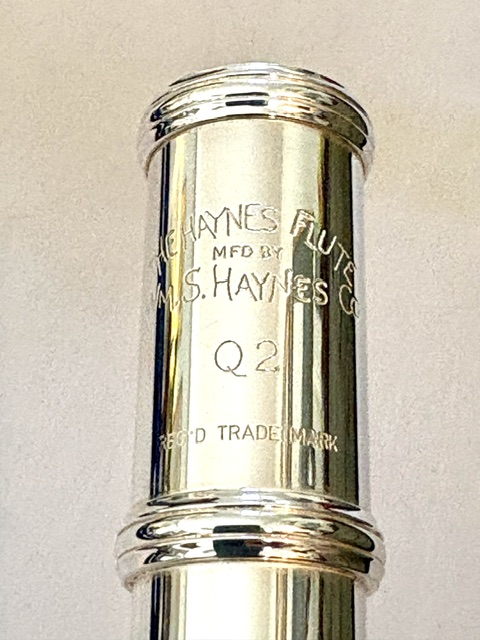Haynes Q2 Flute, Solid Silver, Offset G, C# Trill,14K Riser Headjoint, High E Facilitator, 1-Year Warranty!