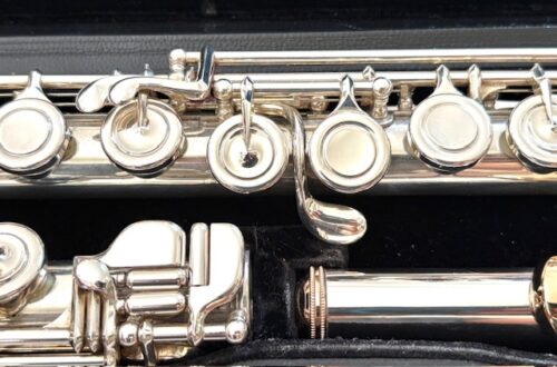 Miyazawa Classic (Vision) Flute, All .925 Silver, Offset G, B Foot, 9k Lipplate/14k Riser, Gold Crown, Closed Hole, 1-Year Warranty!