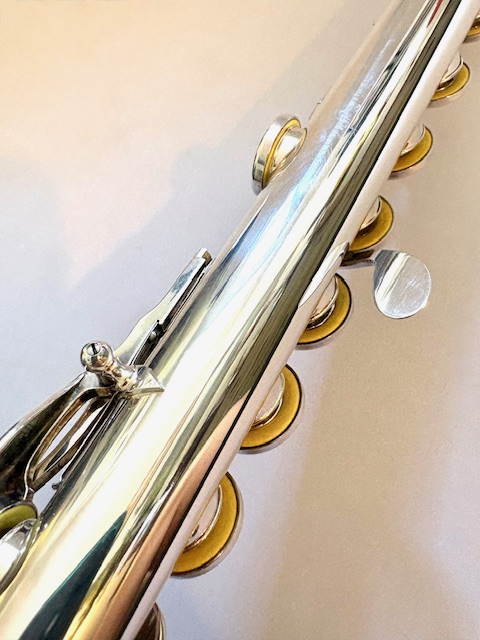 IMG_1830 Mateki MO-052 RH Solid .900 Coin Silver Handmade Flute, Inline G, C# Trill Key, Overhauled With 1-Year Warranty!