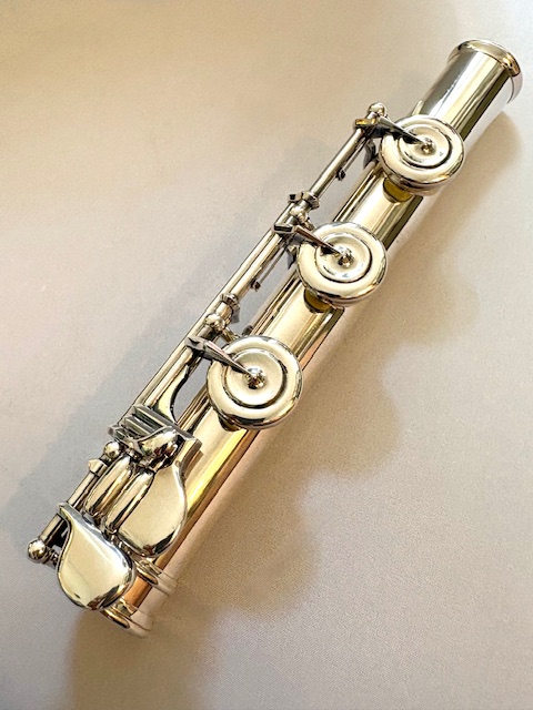 IMG_1833 Mateki MO-052 RH Solid .900 Coin Silver Handmade Flute, Inline G, C# Trill Key, Overhauled With 1-Year Warranty!