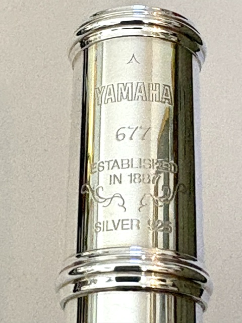 Yamaha YFL-677 Professional Line Flute, Solid Silver Headjoint and Body, Heavywall, Offset G, C# Trill, Split E Mechanism, Warranty!