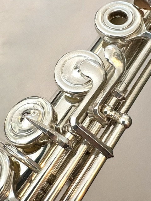 IMG_2006 New Old Stock Miyazawa Classic (Vision) Flute-All Silver, Offset G, C# Trill, C#/D# Rollers, 14k Riser, .018” Heavywall, 1-Year Warranty!