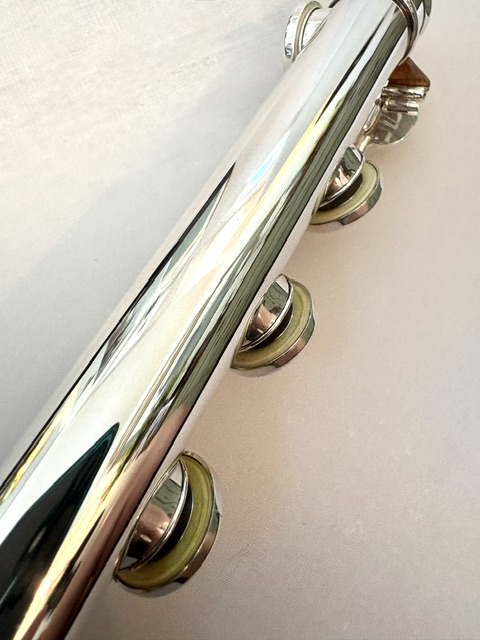 IMG_2008 New Old Stock Miyazawa Classic (Vision) Flute-All Silver, Offset G, C# Trill, C#/D# Rollers, 14k Riser, .018” Heavywall, 1-Year Warranty!