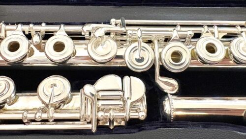 IMG_2172 Haynes Amadeus AF-900 Flute, Sterling Silver Headjoint Body Foot Mechanism, Offset G, C# Trill, D# Roller, 14k Lip/Riser, Warranty!