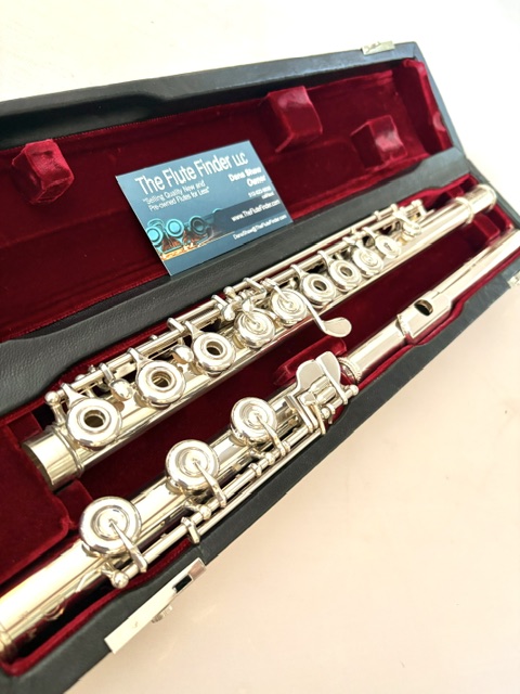 IMG_2310 Lillian Burkart Elite 5/95 Platinum Enhanced Handmade Flute, Inline G, C# Trill, Split E Mechanism, C4 Headjoint Cut, Gold Riser, 1-Year Warranty!