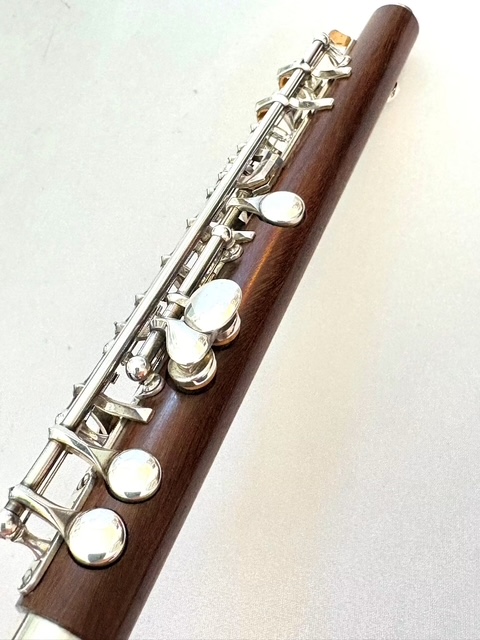 Weissman-McKenna Verawood Handmade Piccolo, 2 Headjoints, Verawood with 14k Inlay Wings, Handmade Mancke Kingwood Headjoint w/Medium Wave, Silver Mechanism, 1-Year Warranty!