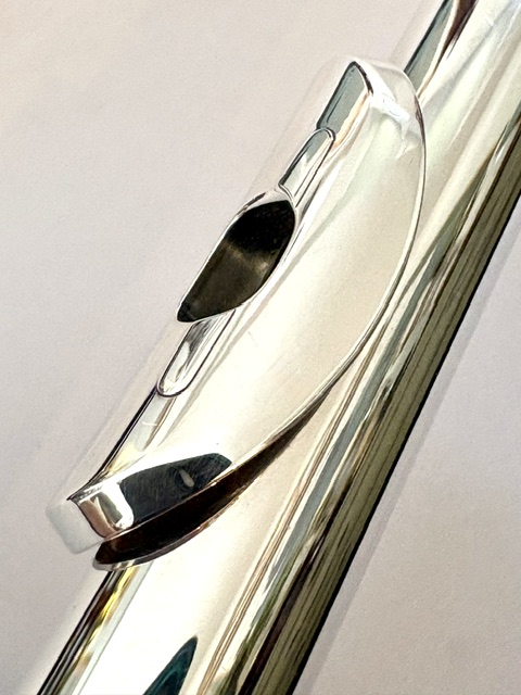 IMG_2745 Muramatsu DS Handmade Professional Flute, All Silver, Offset G, C# Trill, Split E Mechanism, D# Roller, Tsubasa Headjoint, 1-Year Warranty!