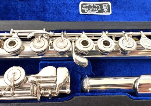 Haynes Q4 All Silver Flute, Gold Fusion Headjoint (14k Wall/Riser), Inline G, Soldered Tone Holes, 1-Year Warranty!