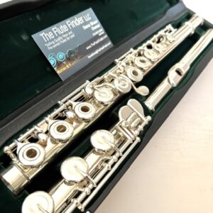 IMG_3055 Pearl PF-765 Solid Silver Flute, Offset G, B Foot, Split E Mechanism, Solid Silver, 1-Year Warranty!