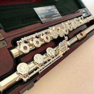 New Pearl PF-795 Elegante Handmade Flute, Vigore Series, Forza Cut, Offset G, C# Trill, D# Roller, High E Facilitator, Factory Warranty!