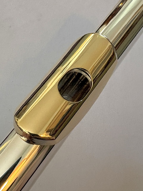 New Pearl PF-795 Elegante Handmade Flute, Vigore Series, Forza Cut, Offset G, C# Trill, D# Roller, High E Facilitator, Factory Warranty!
