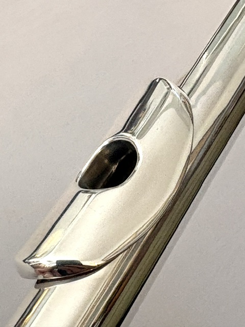 IMG_3473 Yamaha YFL-574 Pro Level Flute, Silver EC Headjoint Cut, Offset G, C# Trill, Split E Mechanism, Overhauled with Straubinger Phoenix Pads, 1-Year Warranty!