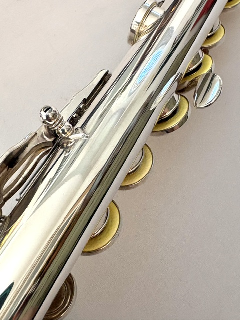 IMG_3480 Yamaha YFL-574 Pro Level Flute, Silver EC Headjoint Cut, Offset G, C# Trill, Split E Mechanism, Overhauled with Straubinger Phoenix Pads, 1-Year Warranty!