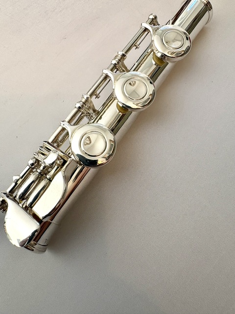 IMG_3497 Yamaha YFL-461 (=462) Solid Silver Flute, Offset G, B Foot, Serviced & 1-Year Warranty!